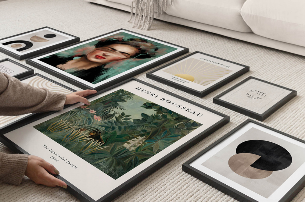 8 Simple Tips To Create a Gallery Art Wall