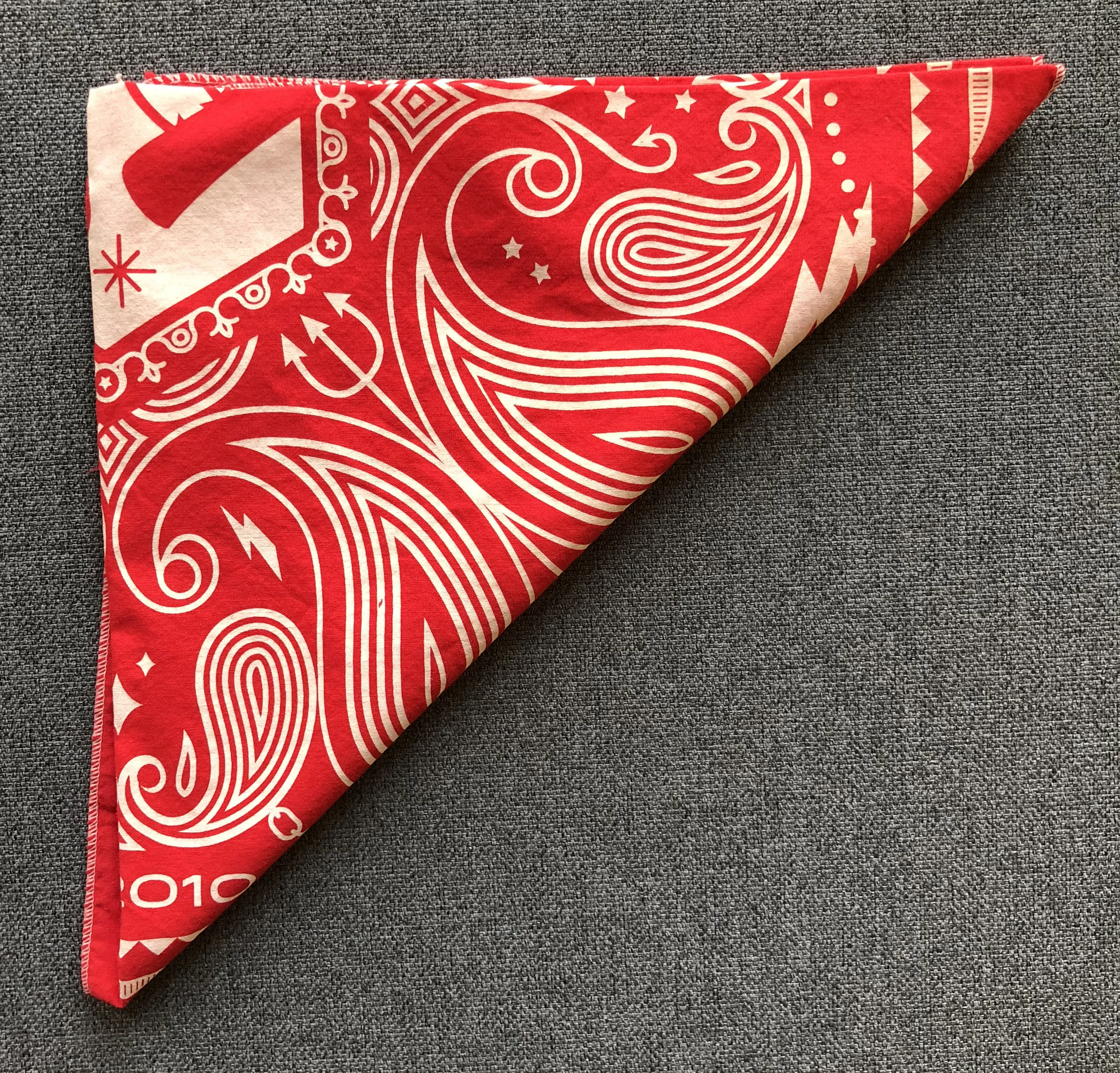 red_bandana_angle_fold.jpg