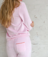 Julia-achterkant-pink.png