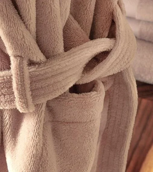 detailteddy.JPG