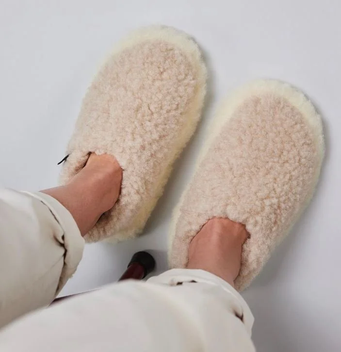 RDW-beige-model.JPG