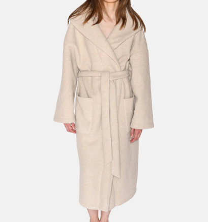 Lisa-Bathrobe-Beige-VK.PNG