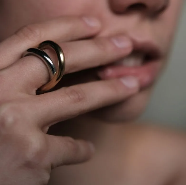 Twotone-Ring-2.png