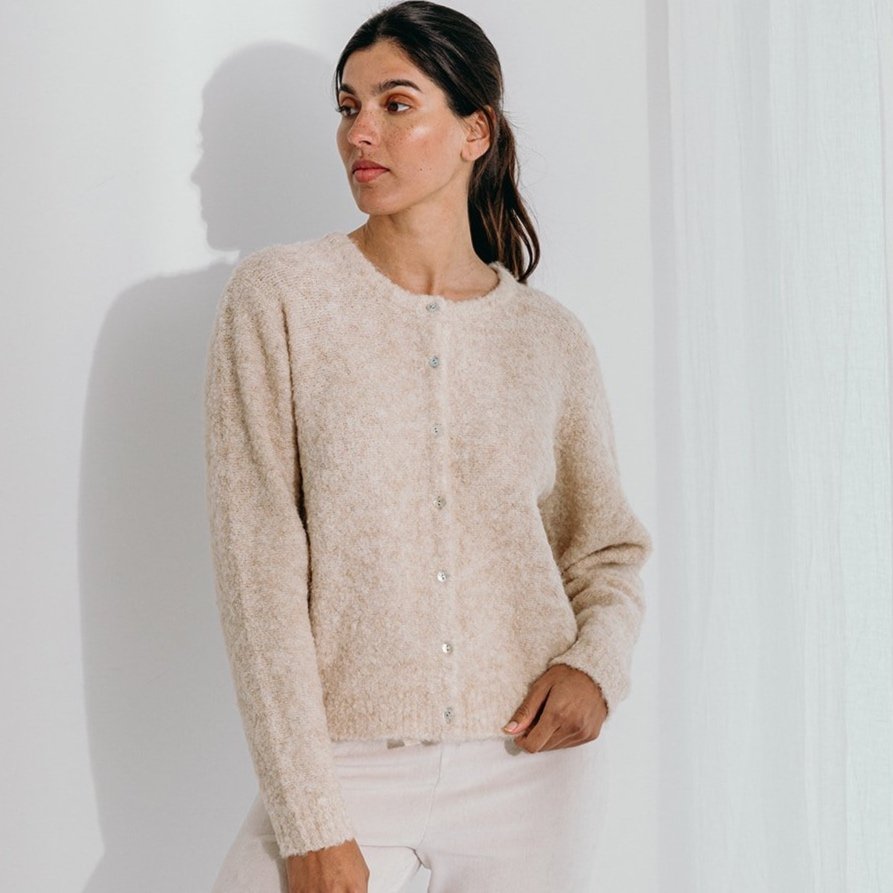 ALICEETMAMAN-FW25-%C2%A9BUROBONITO-325.jpg