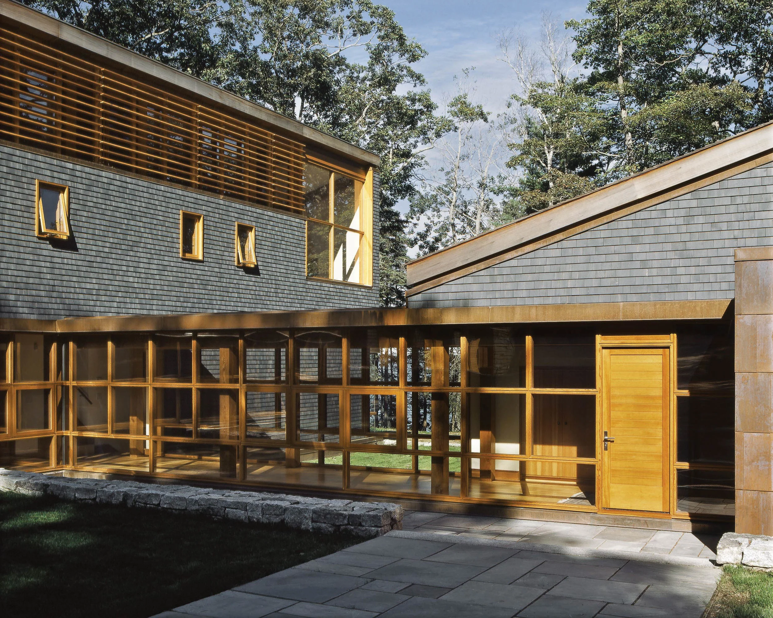 House on the Neck - Entry Approach