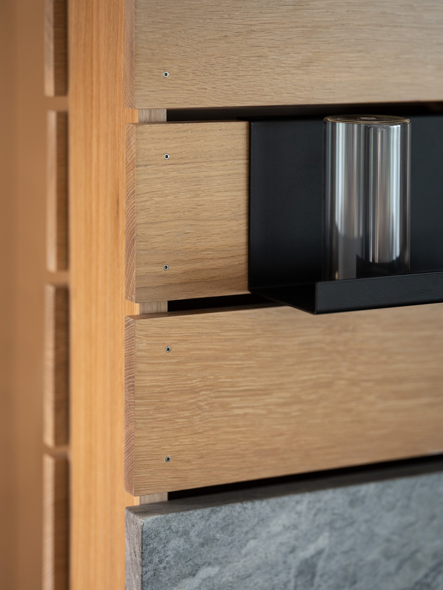 Kitchen shelving trays (moveable)