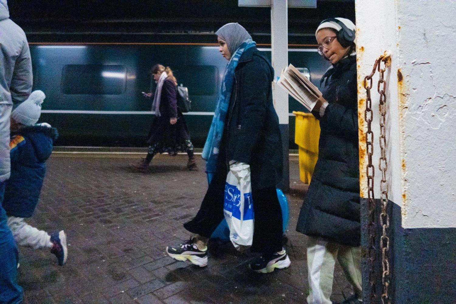 swansea-train-station-chain-book.jpg