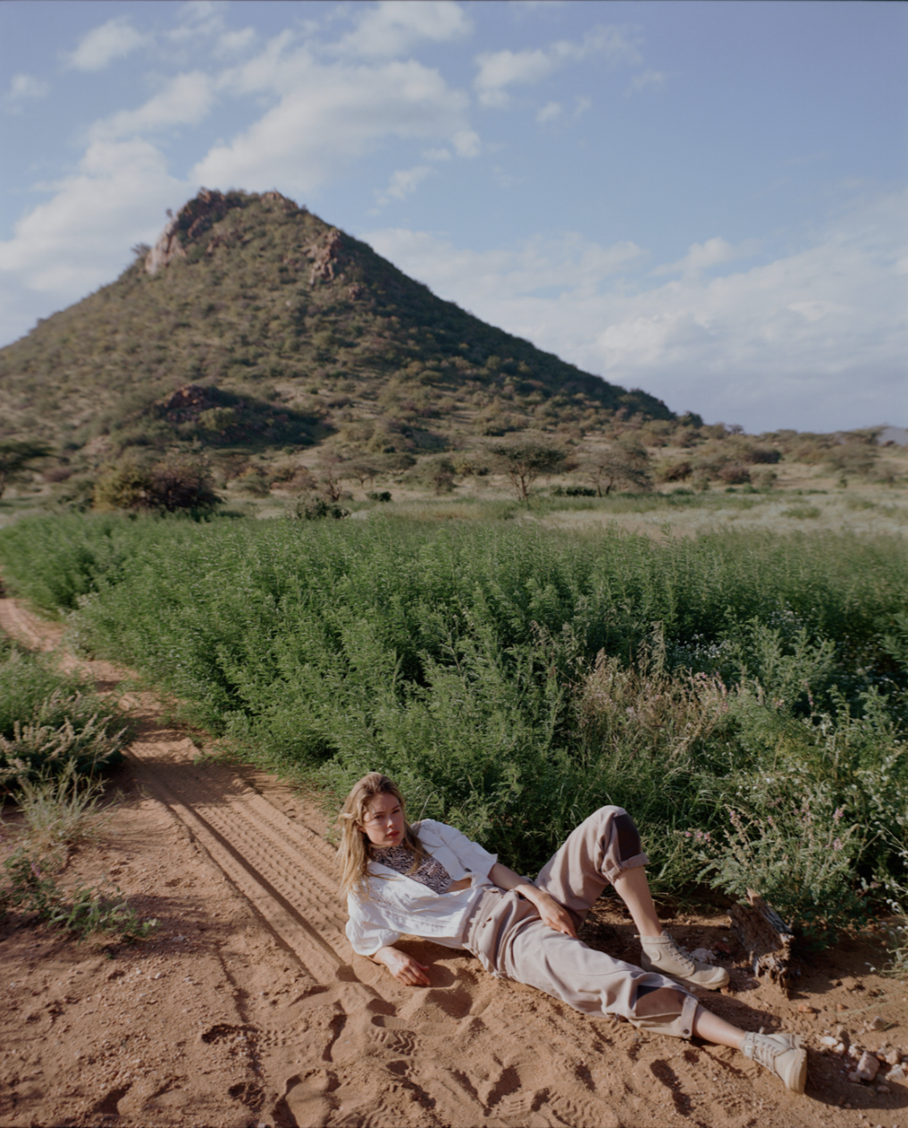 Nadine Ijewere, Doutzen Kroes in Kenya 