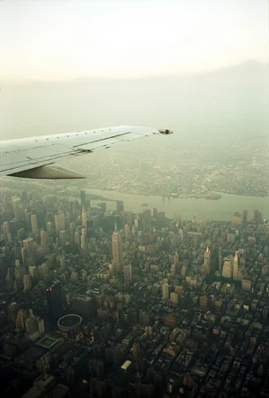 flyingovernewyork_2004.jpg