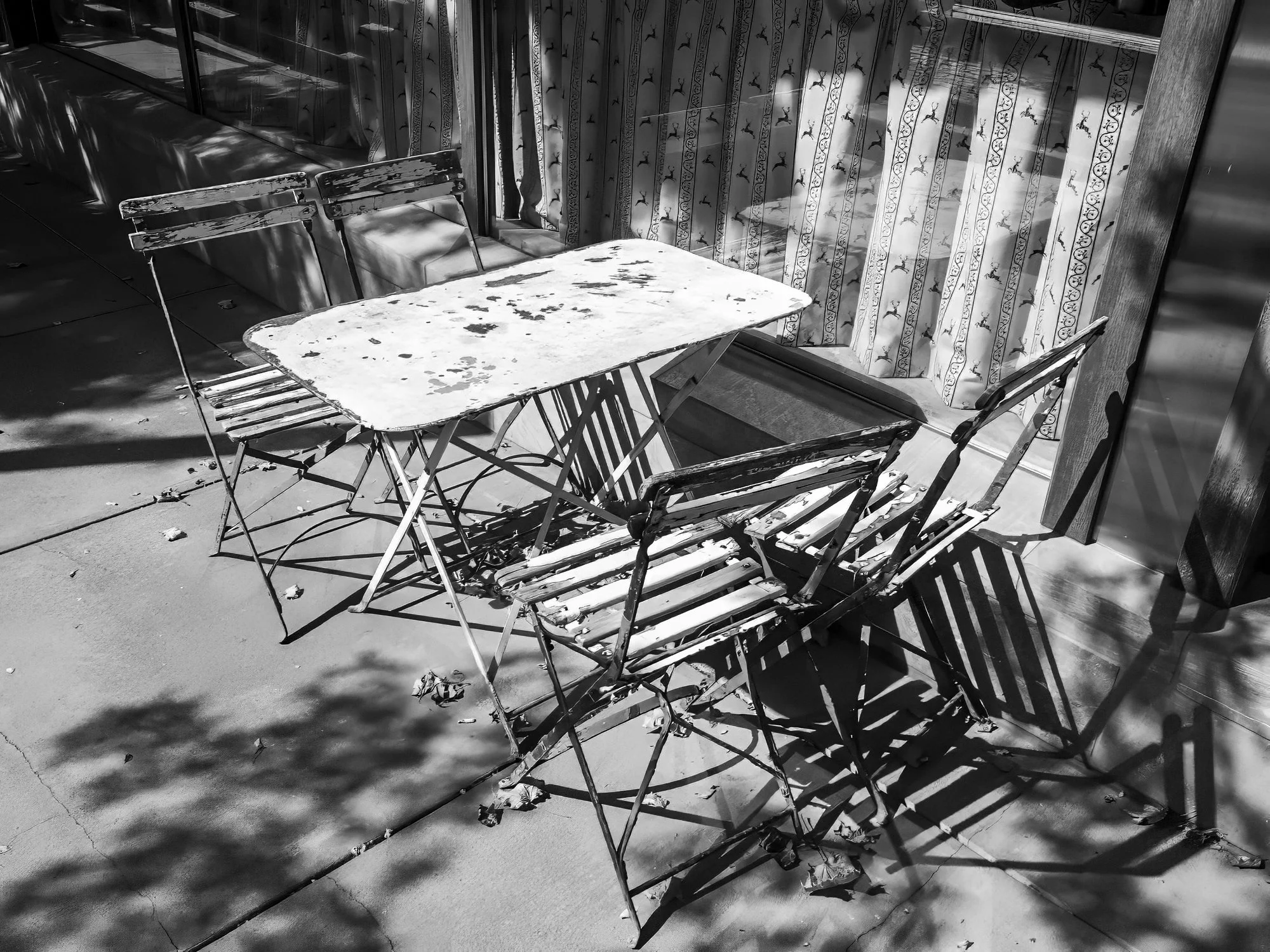 Chairs Table.jpg