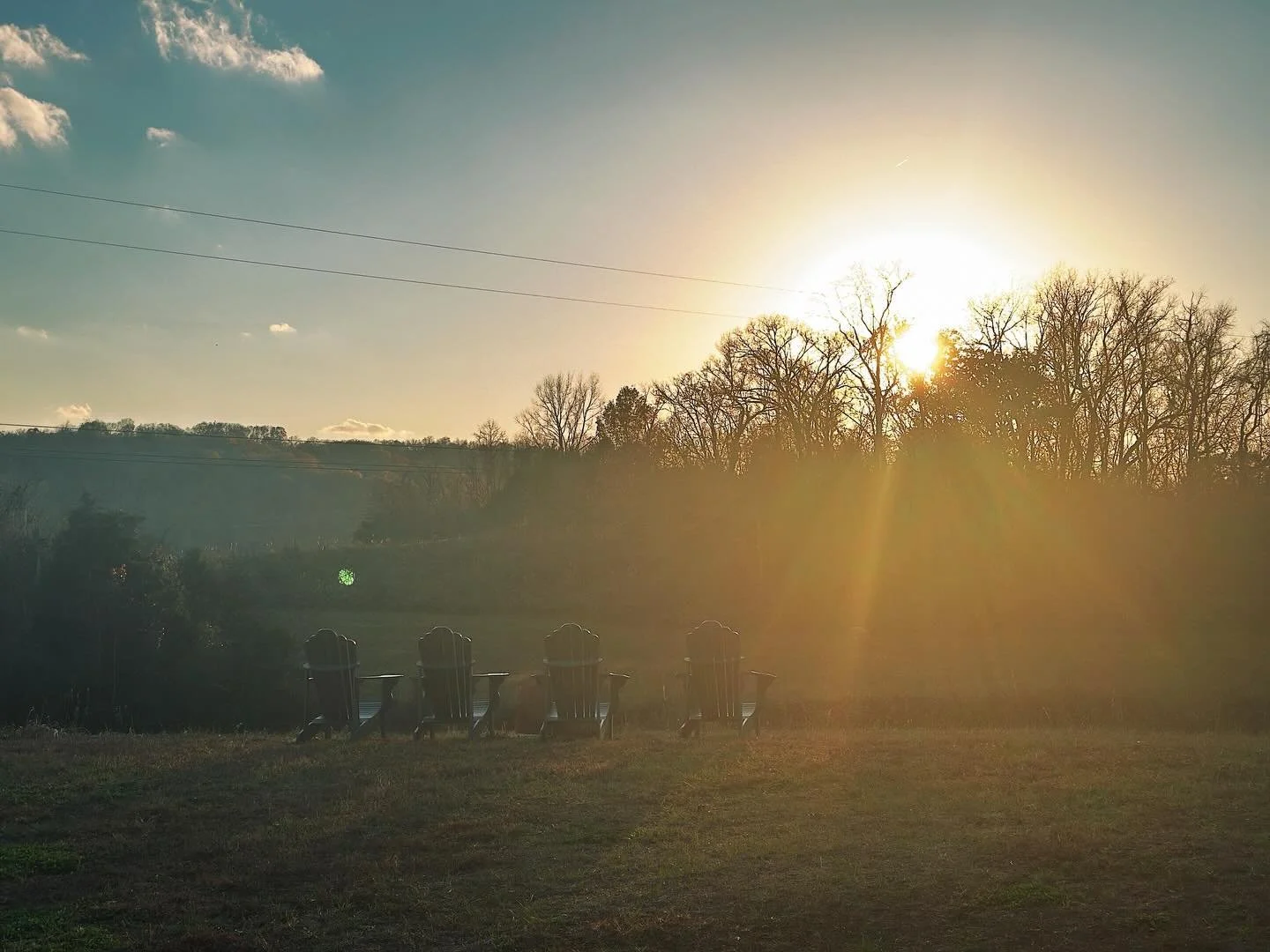 May this land always be a place where time stands still for just a little while. ✨

#thekindredlife #thekindredfarm #eventbarn #nashvilleevents #santafetn