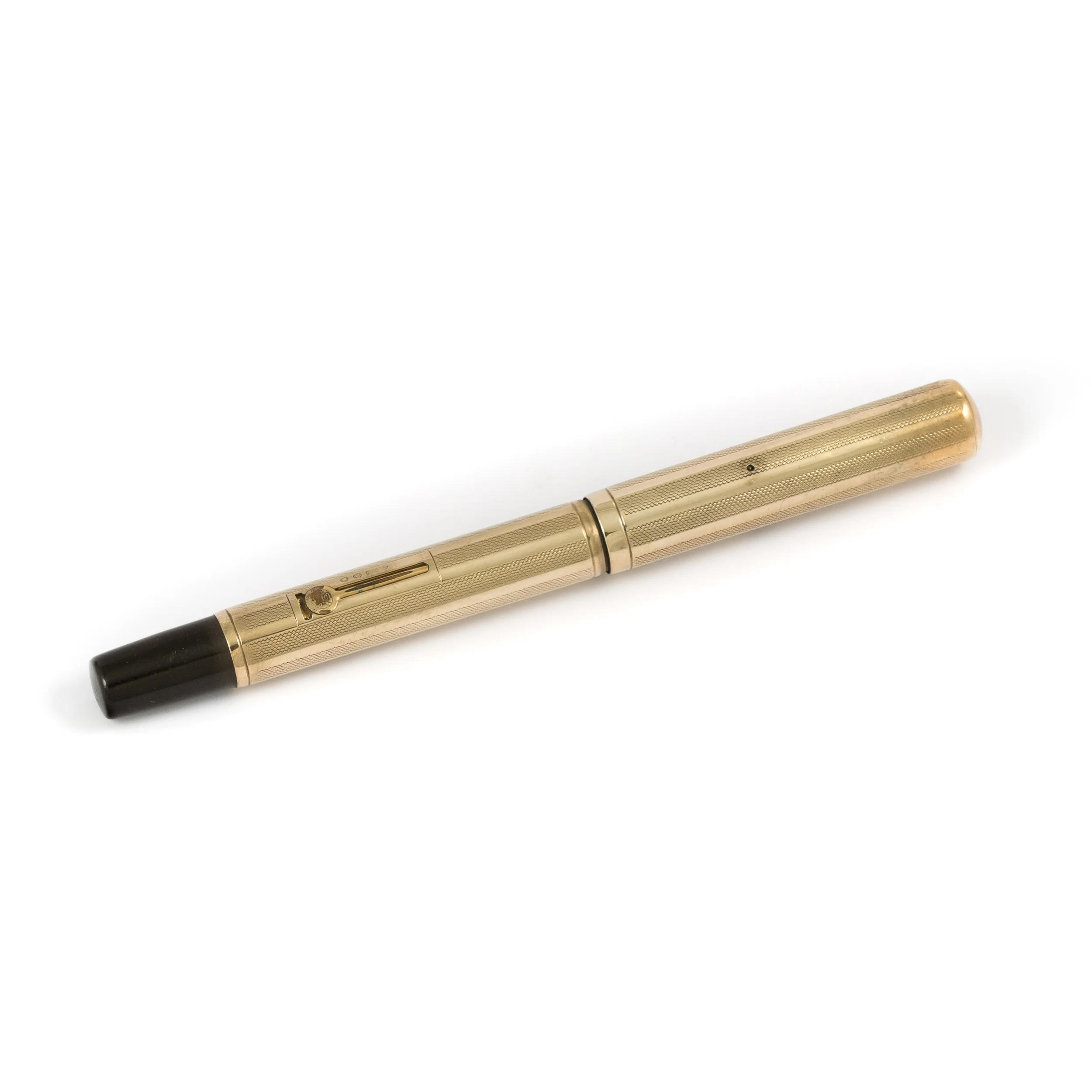 Waterman's 52 1/2 Lined and Barley 9ct Gold Fountain Pen