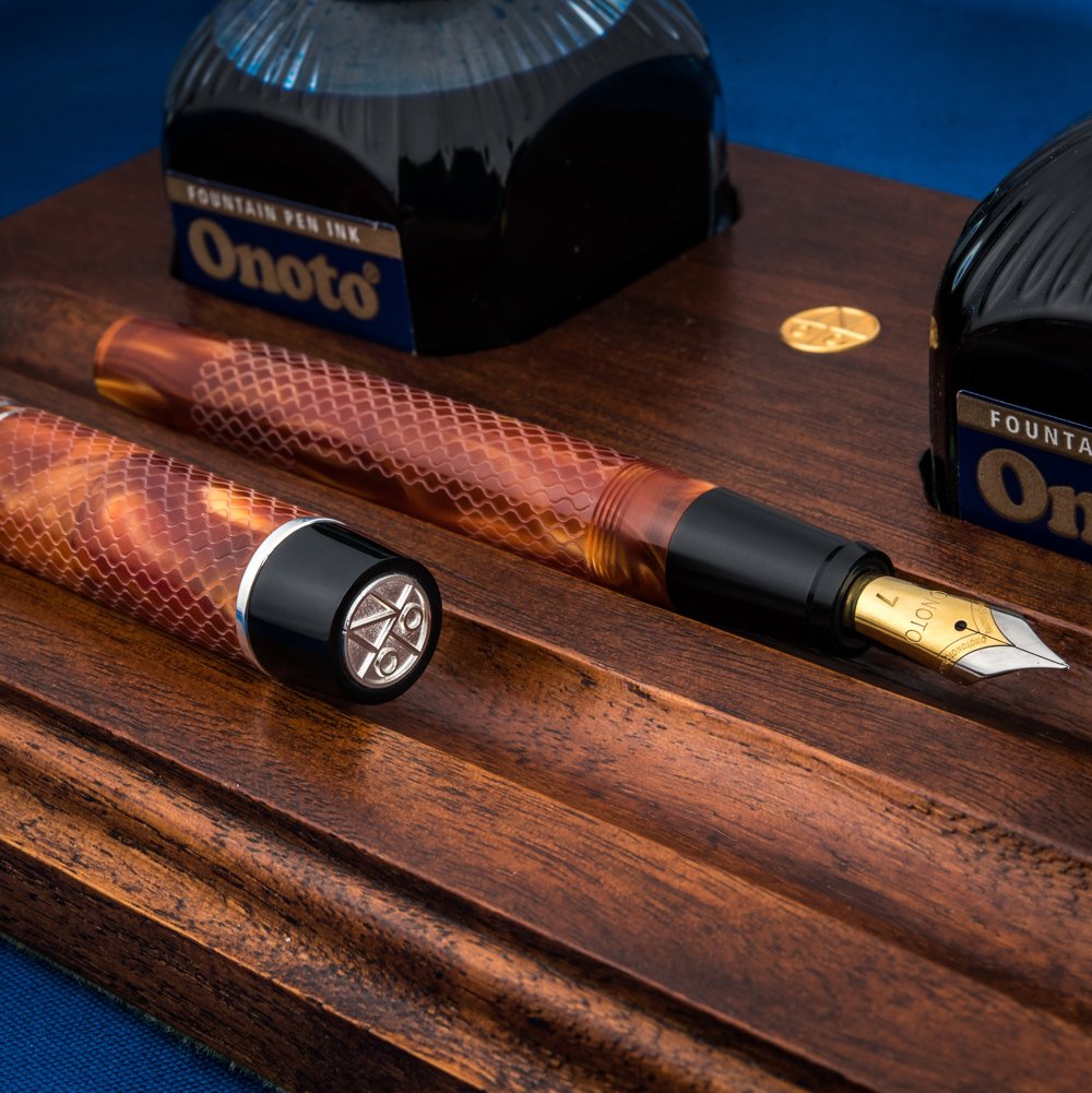 Onoto The Magna Classic Amber Pearl and Silver Fittings with