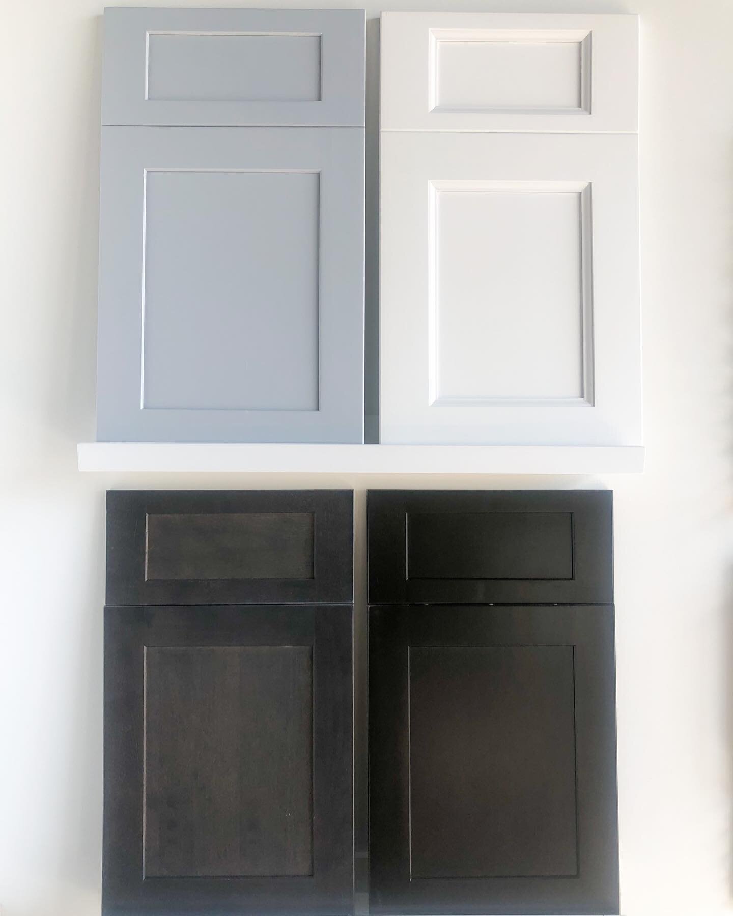 Did you know you can use Fabuwood cabinetry for more than just your kitchen? You can create a custom vanity or desk too! Featured door styles: Allure Galaxy Cobblestone | Allure Galaxy Espresso | Allure Nexus Frost | Allure Galaxy Nickel