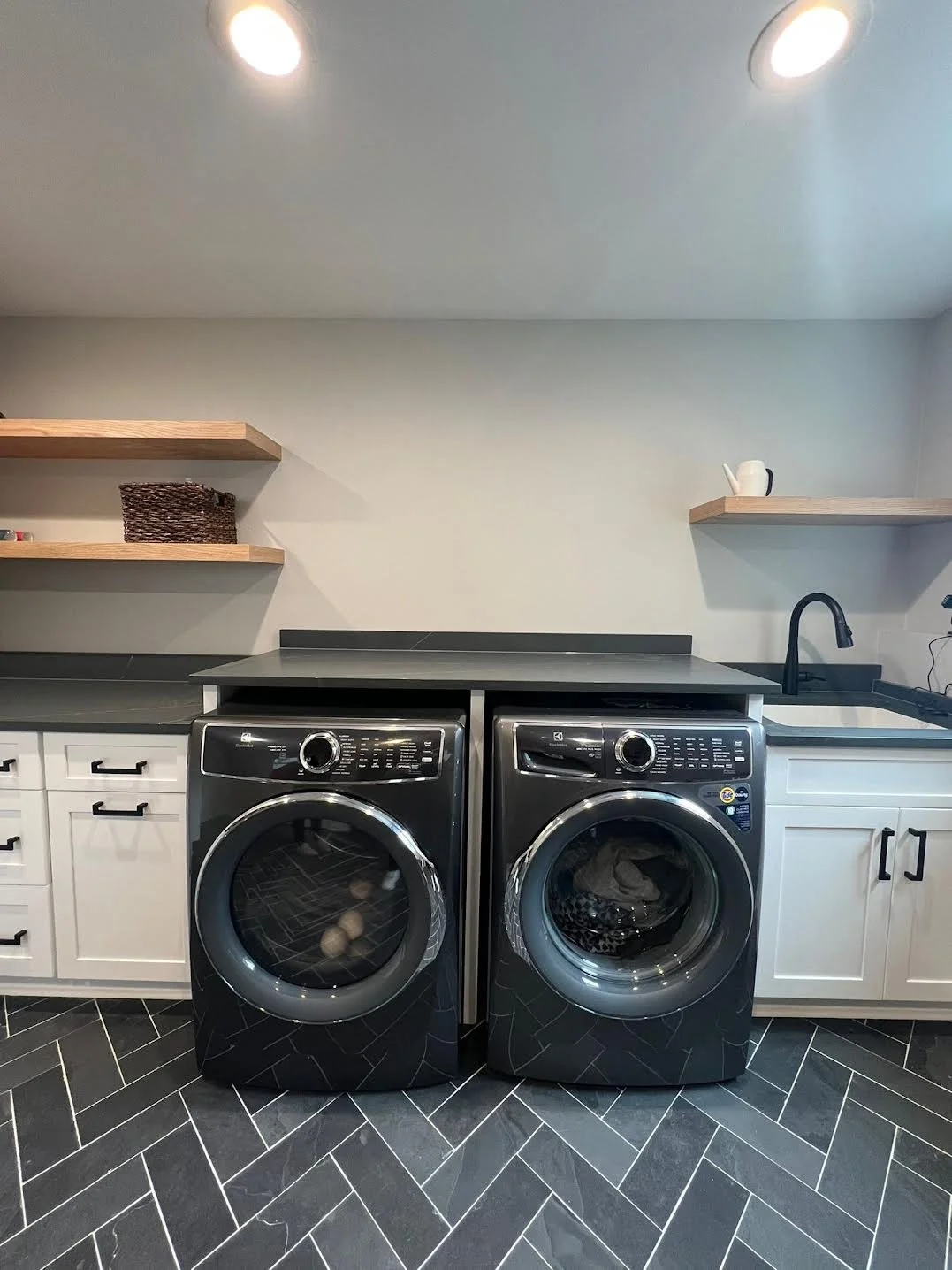glen laundry.jpeg