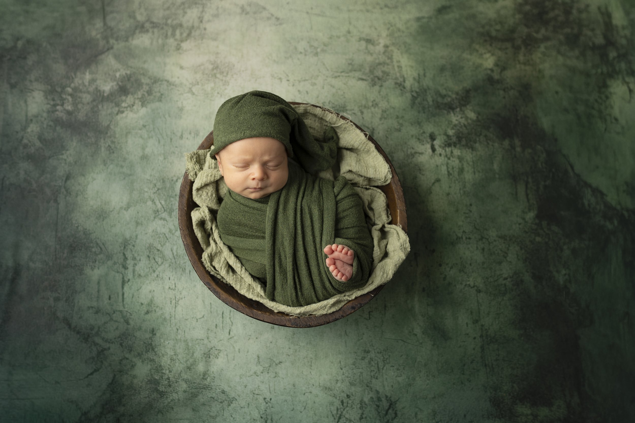 Pooler, GA Newborn Photographer | Timeless Newborn Photography Near Pooler, Georgia