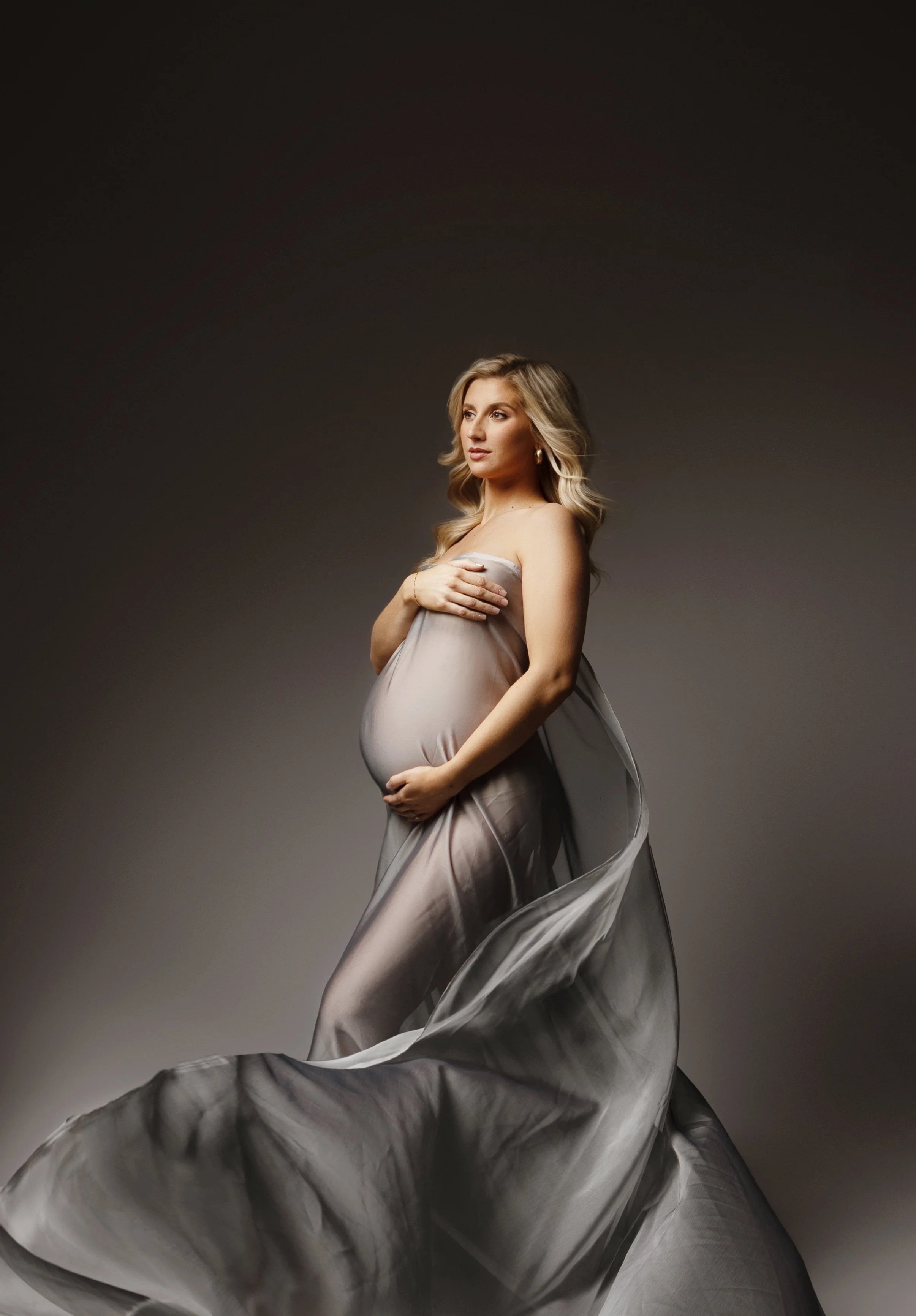 Amazing studio maternity photos near Hinesville Georgia