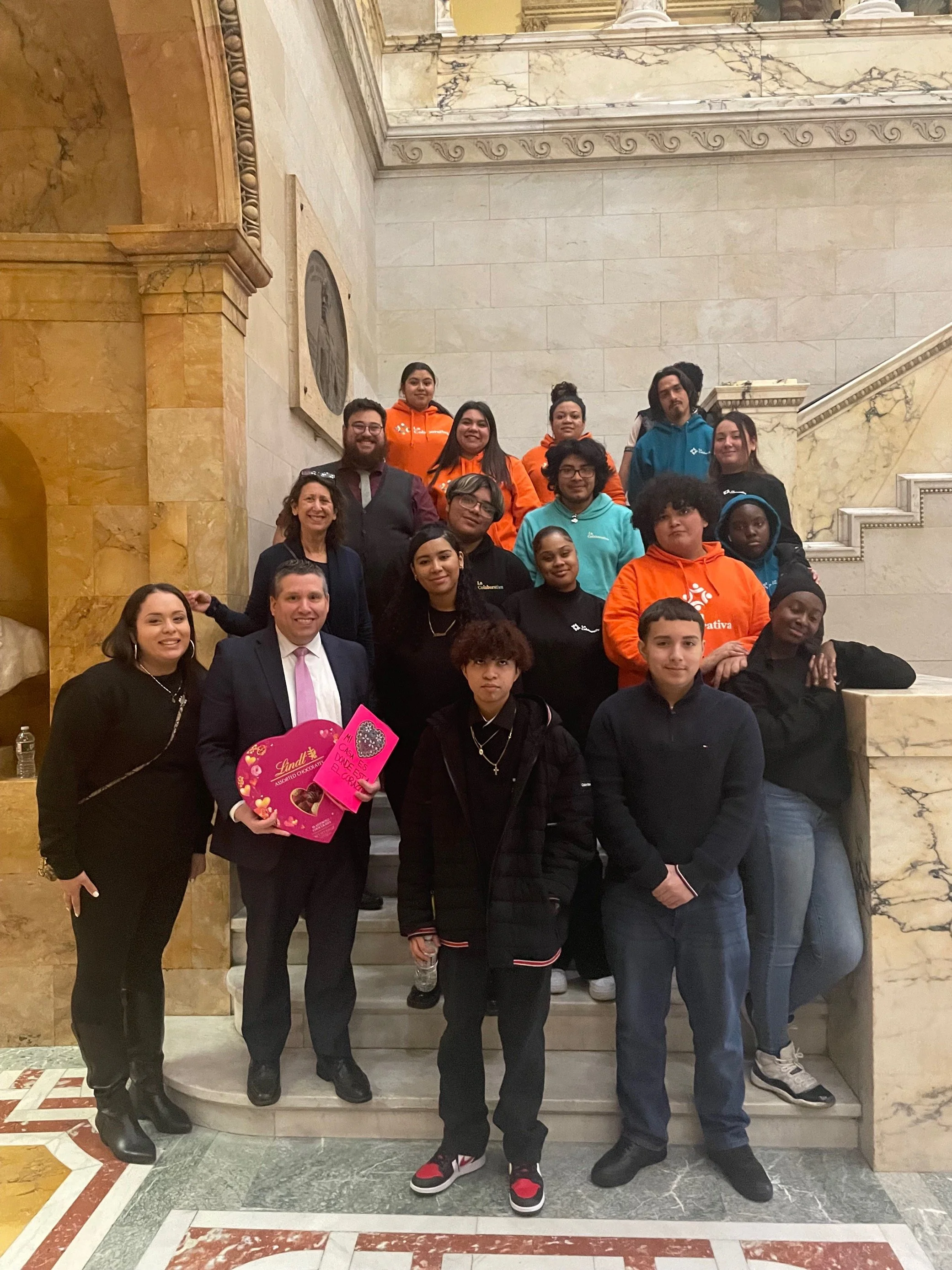 DiDomenico Hosts Chelsea Youth from La Colaborativa Advocating at the State House