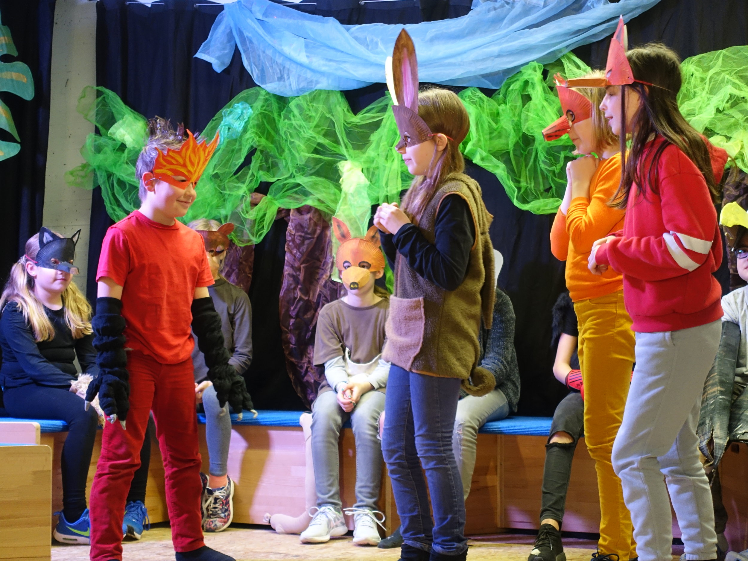  Geschichte der Tieren - Theater AG Meinlohschule 2019 