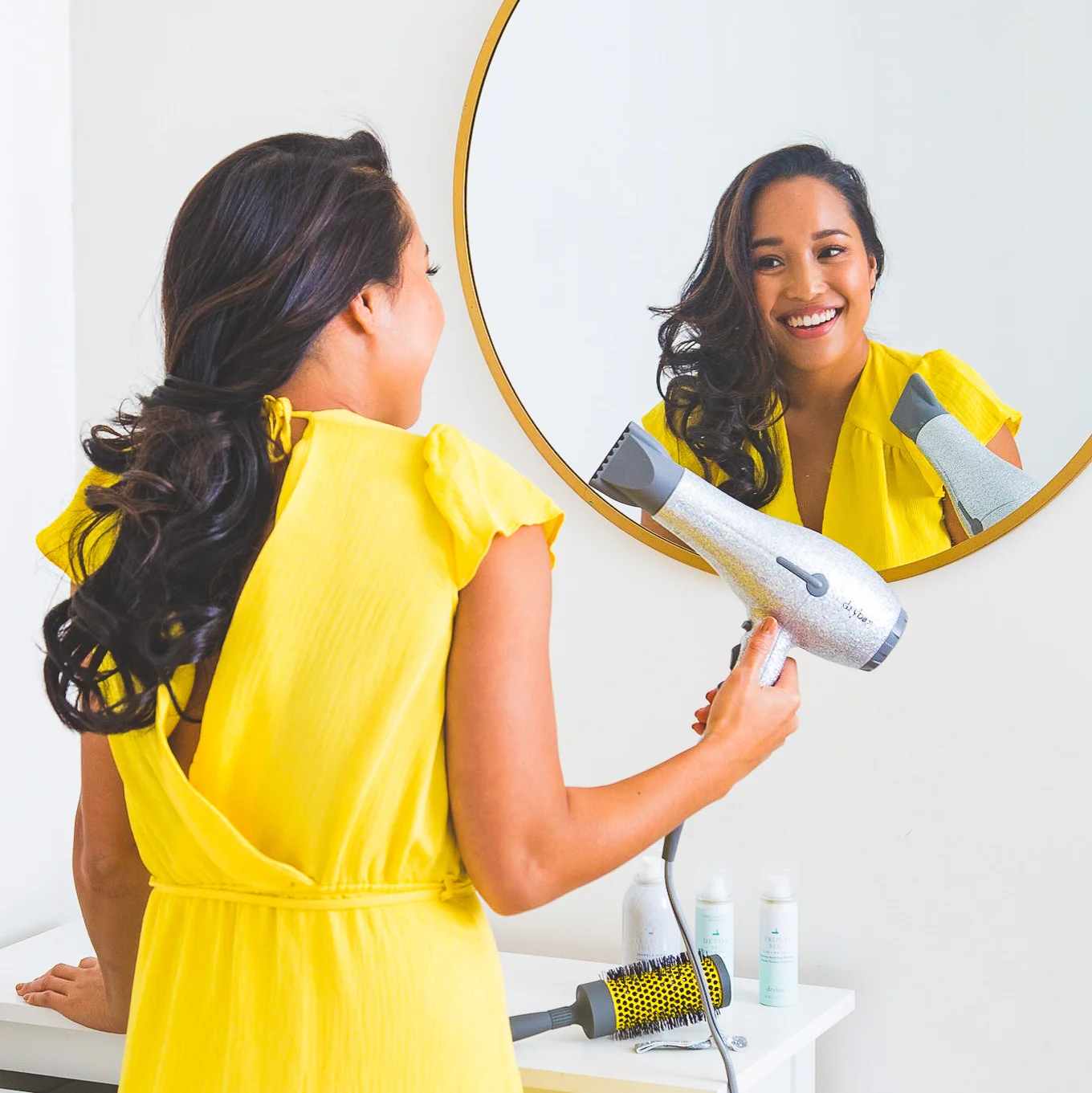 Ways to Keep Your Hair Soft and Shiny This Winter. 