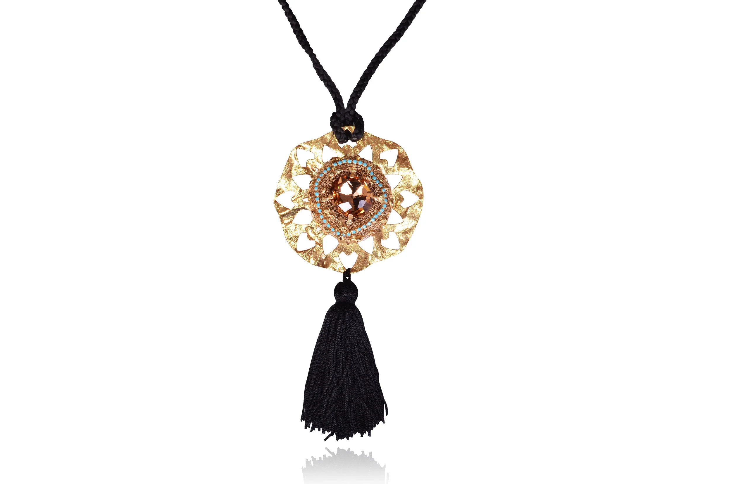 Italian Pierced Medallion Necklace | Bags & Arts