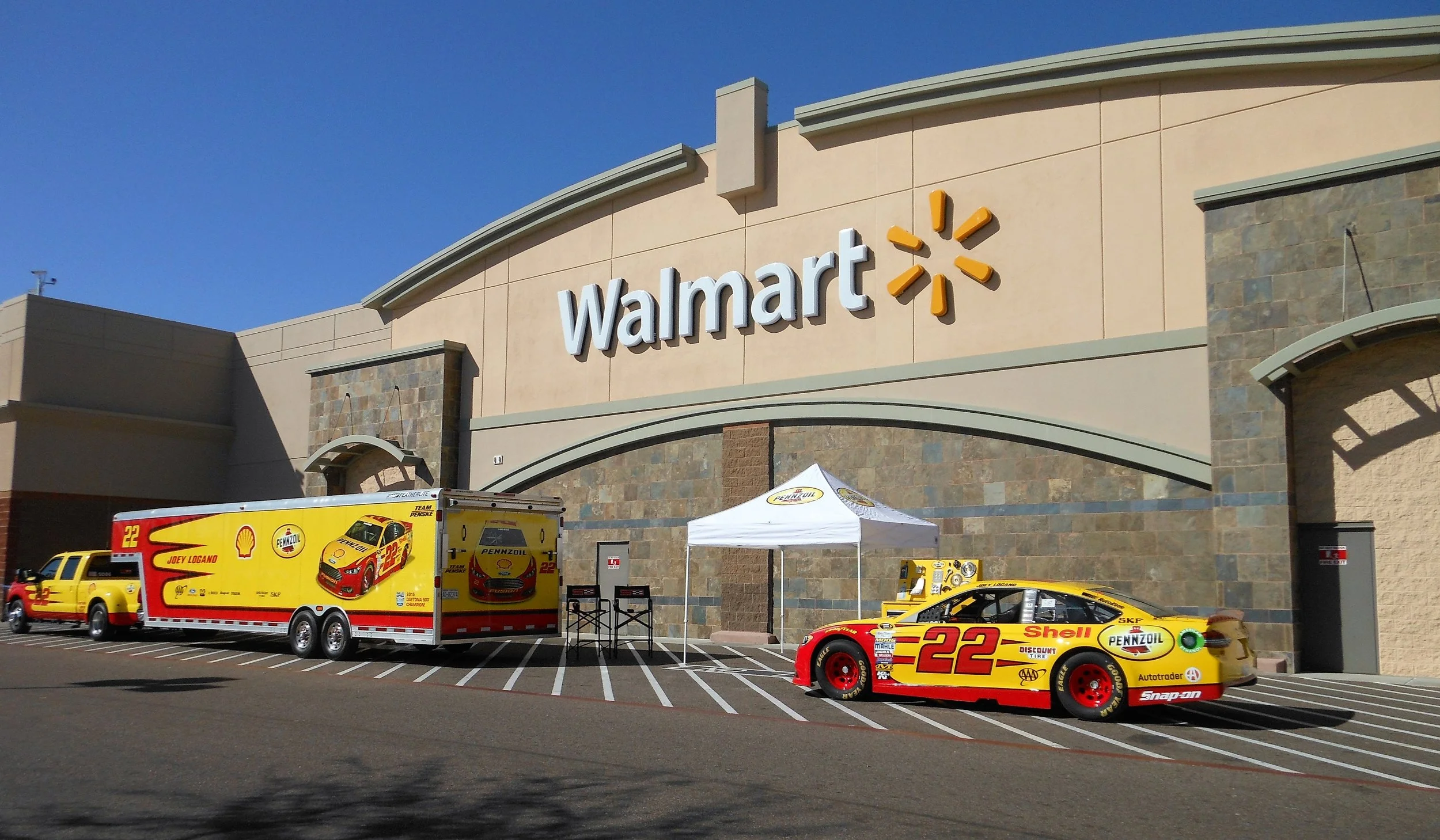 22-showcar-walmart.JPG