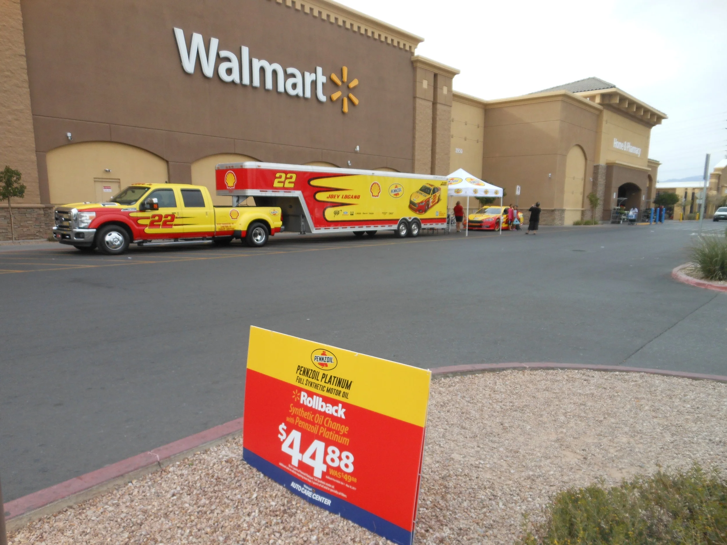 Store #3782 Advertising