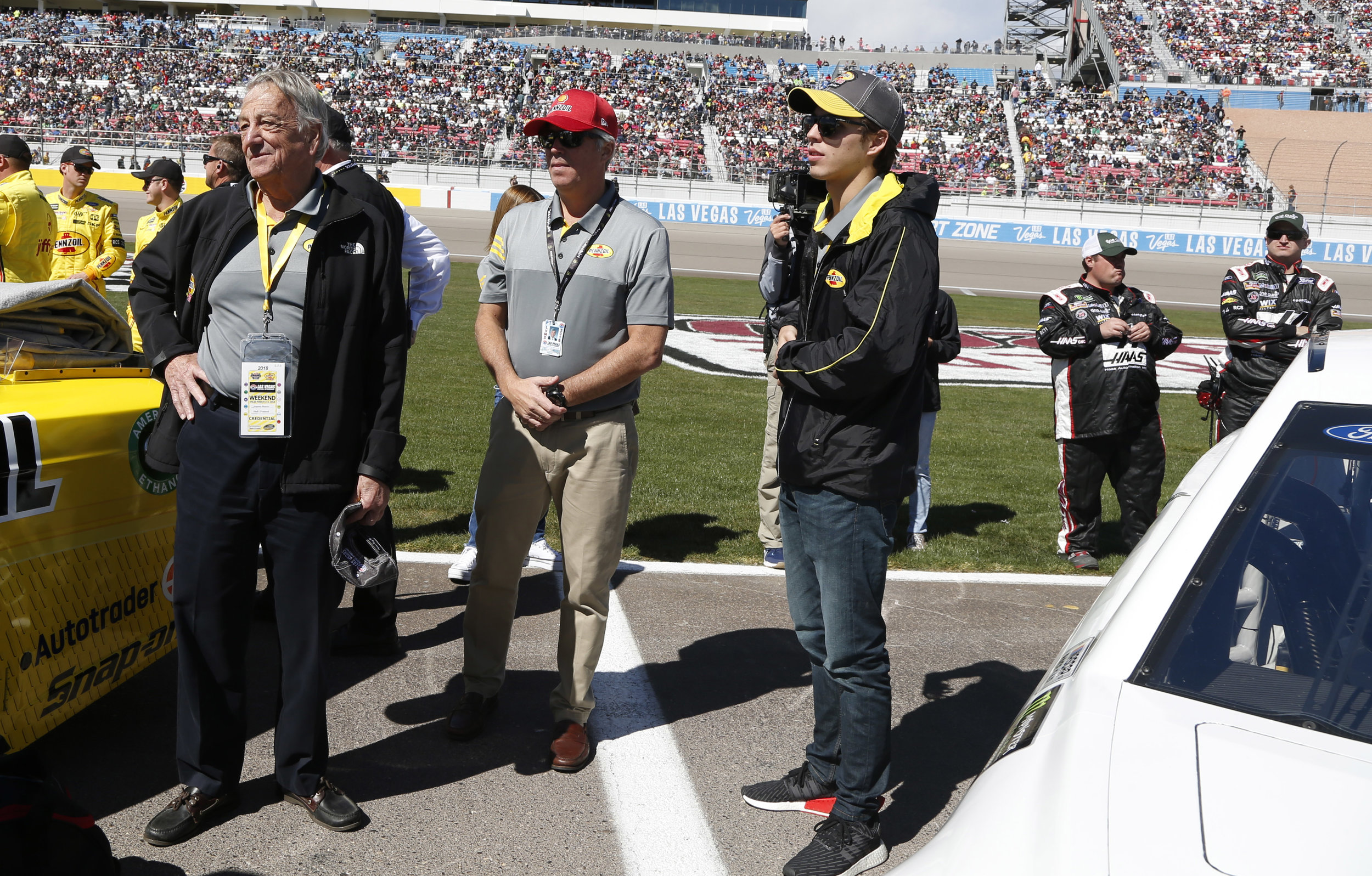 The Maurer family visits the grid ahead of the Pennzoil 400