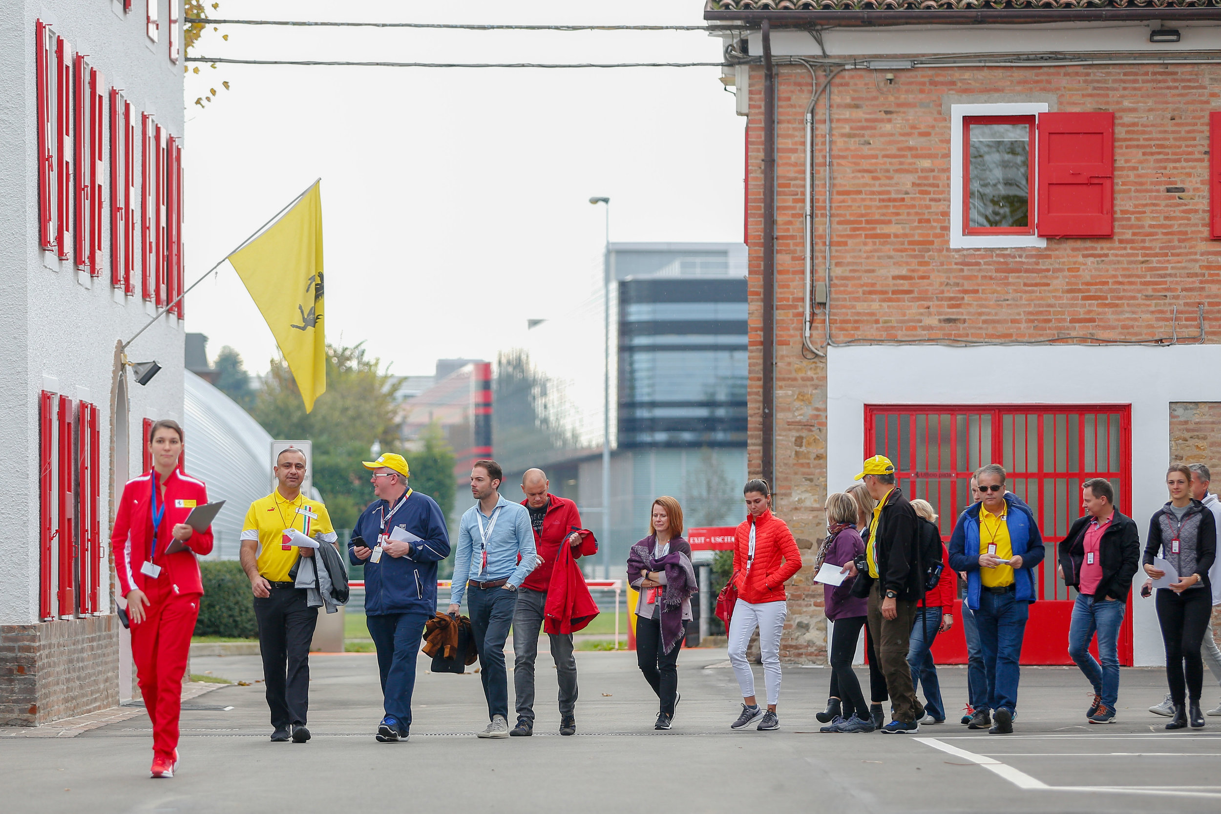  Our guests arriving onsite at Fiorano. 