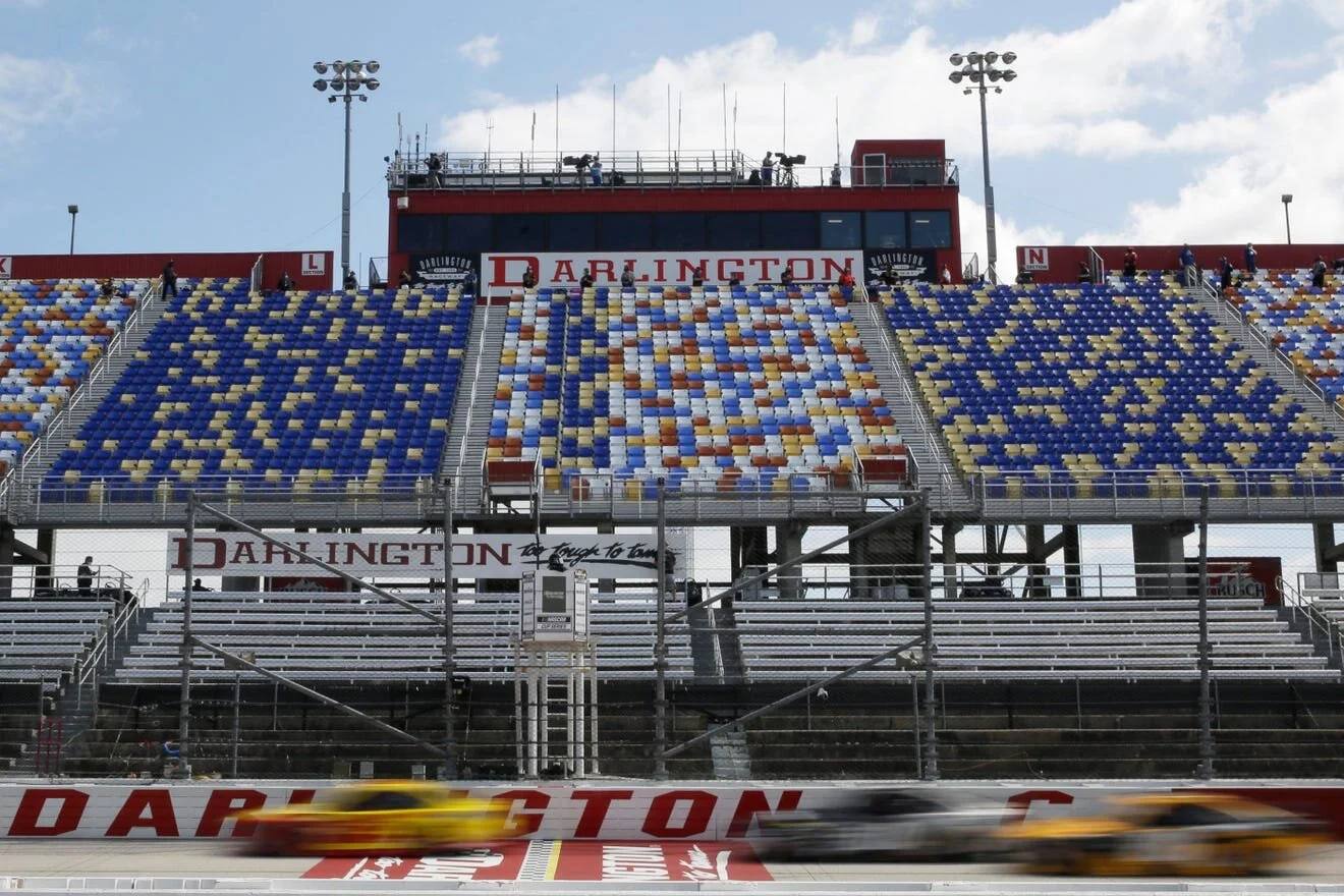 ffa072c5-cccb-4490-b8c6-430b57c5f2b9-darlington-start.jpg