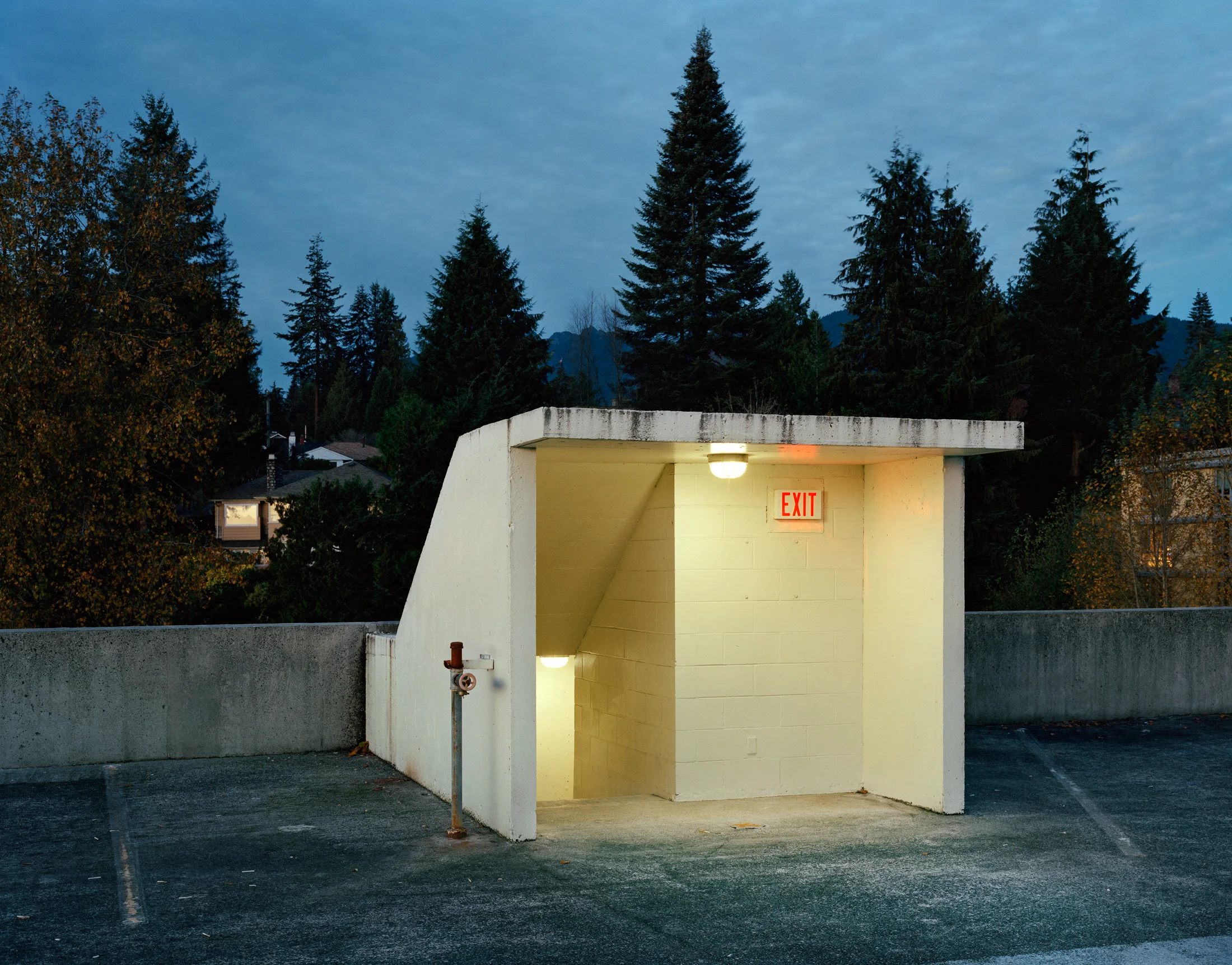 Egress , 2016 / Archival pigment print / 48 x 60 inches / 121.9 x 152.4 cm / Ed. 3 + 1 AP