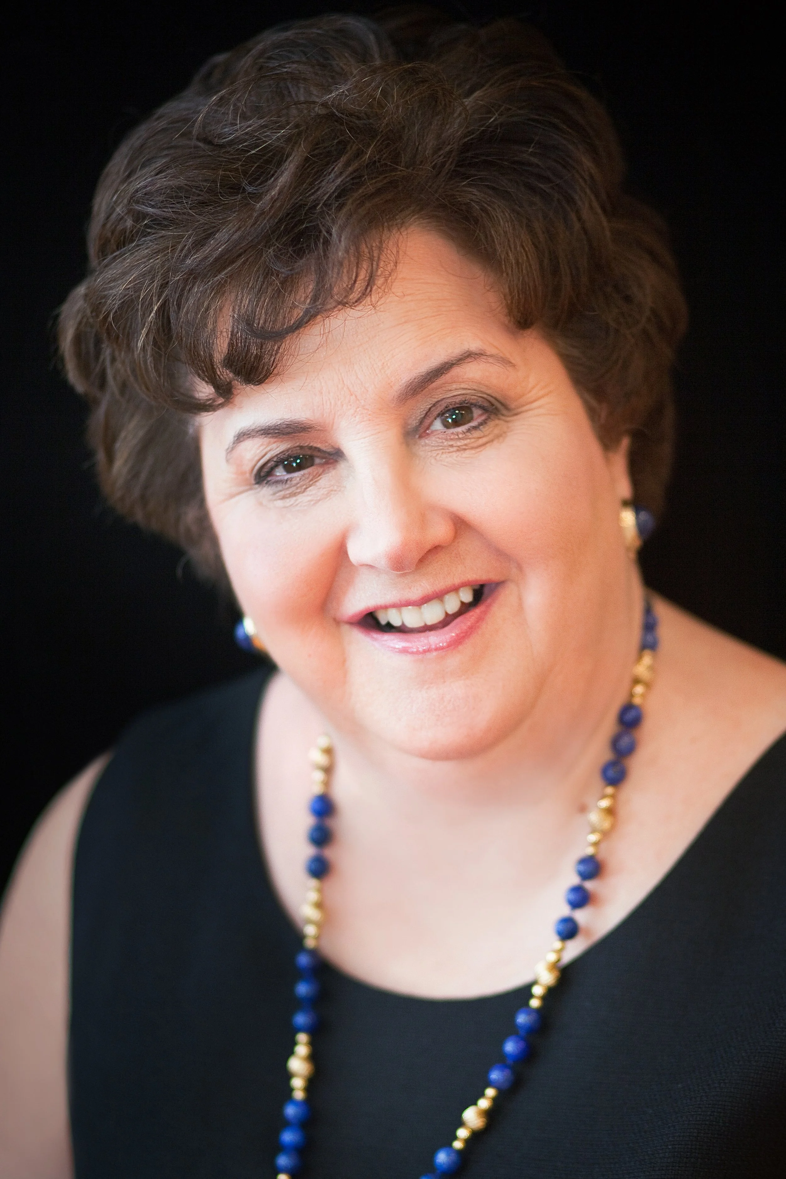 Crafting an Enjoyable Whodunit: A Conversation with Debra Goldstein 