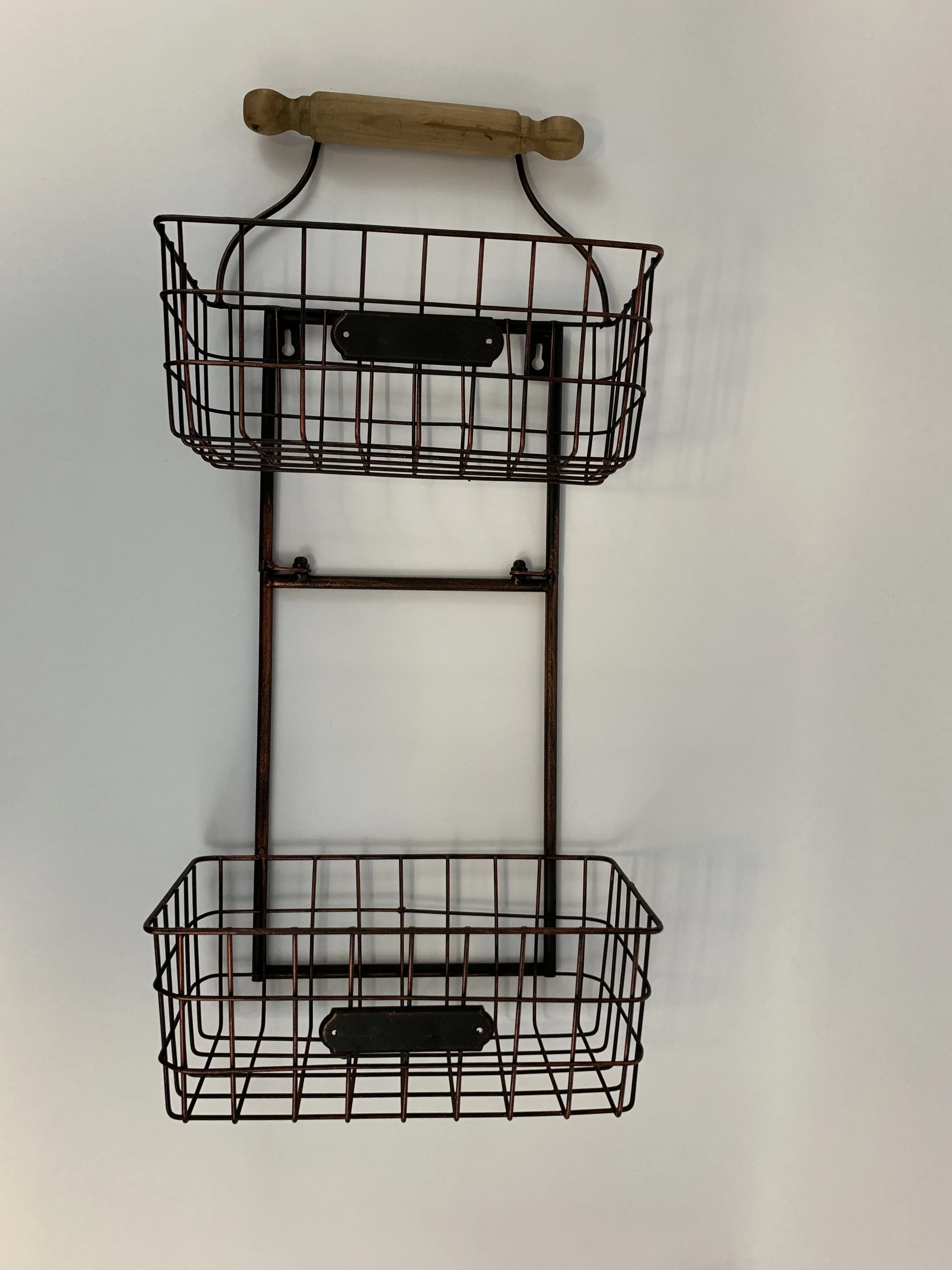 Wall Hanging Baskets Donated by: Friends of OnFire Starting bid: $10