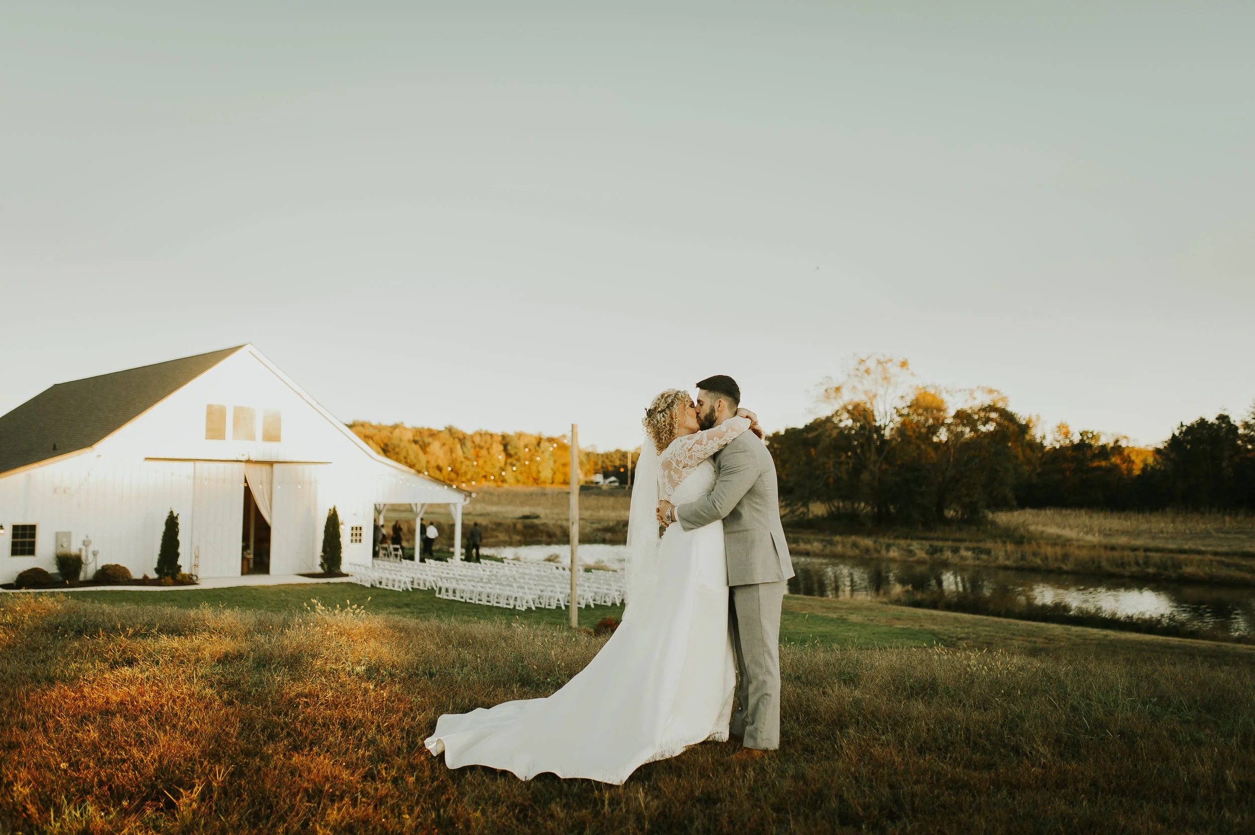 Jessica &amp; Will // Kylan Barn Wedding