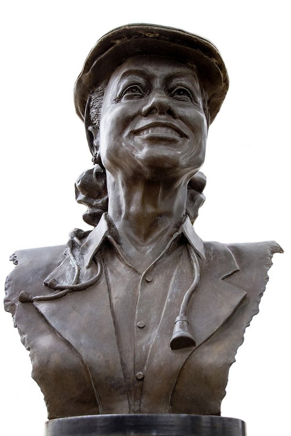 Bust 2.jpg
