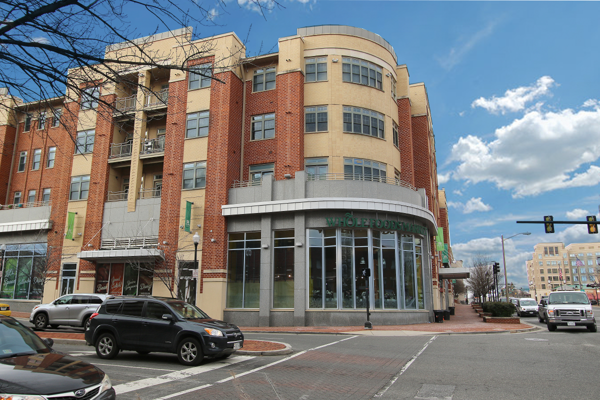 309 Holland_Exterior.png