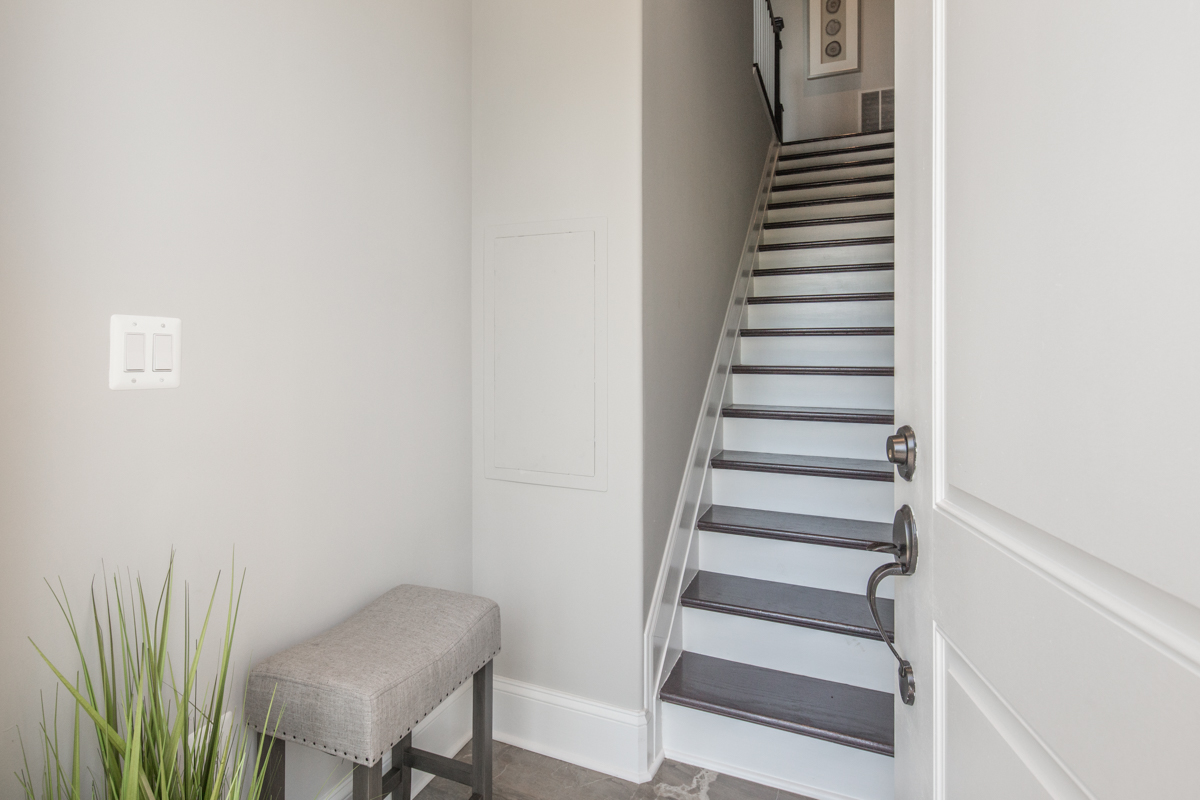 003 Foyer.jpg