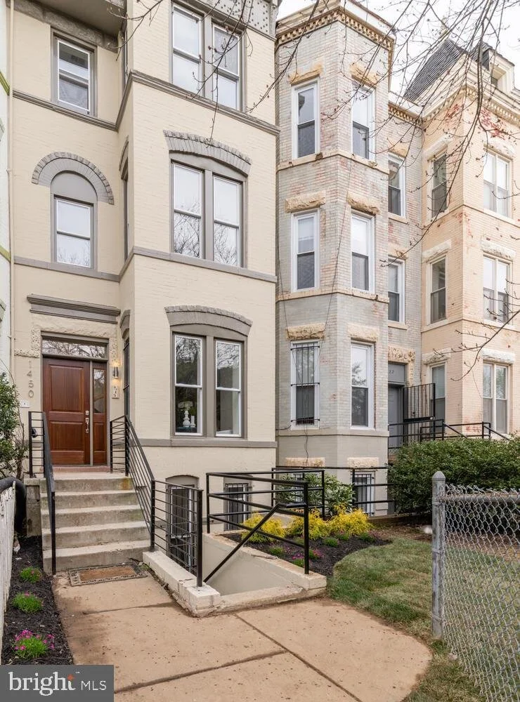 1450 Fairmont Street_8.jpg