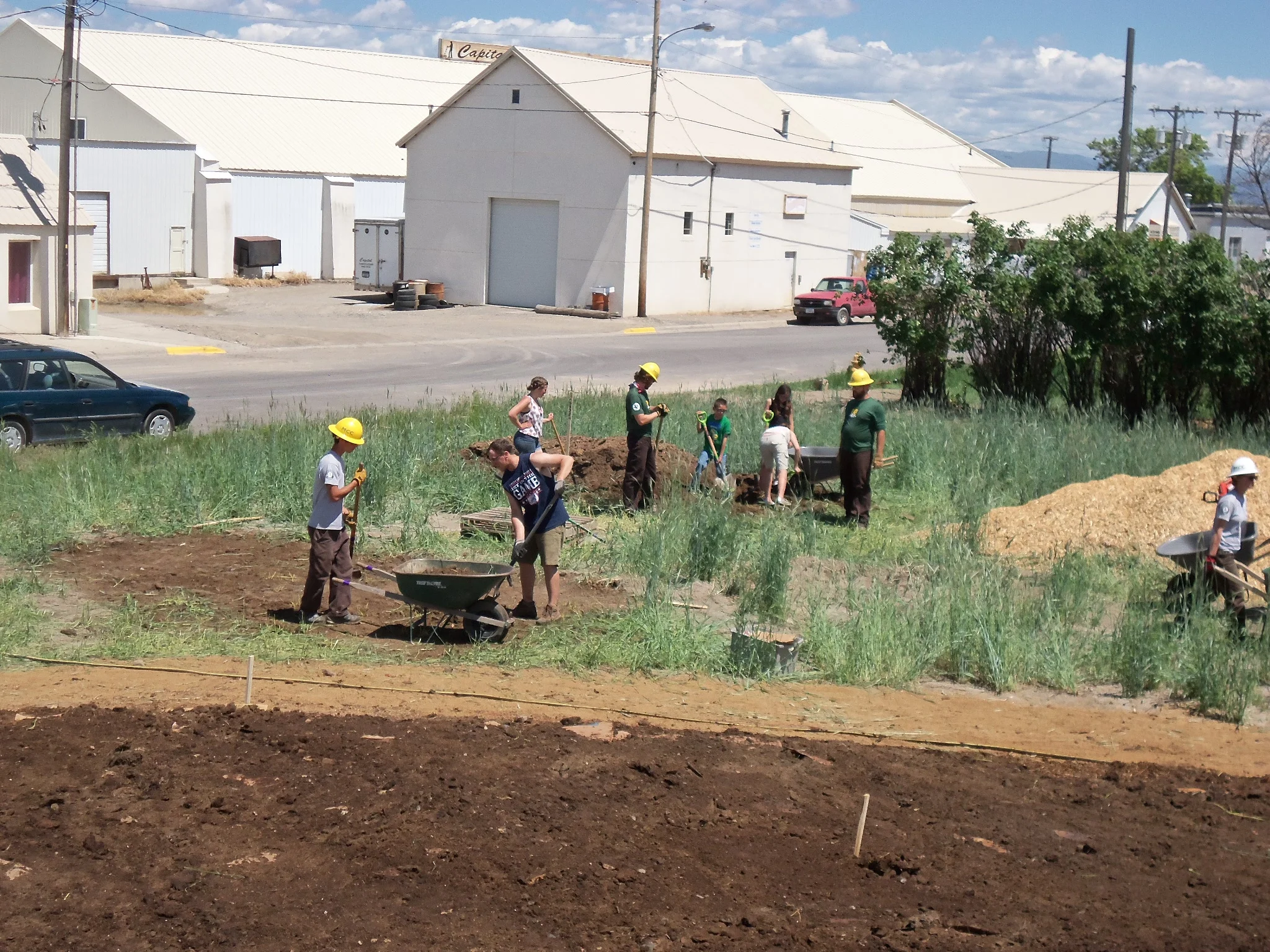 Tuck in the Garden Workday