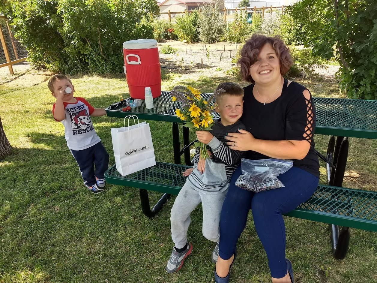 familyGardenPicture.png