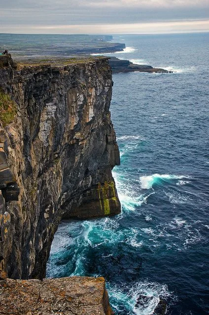 82c9e1c15b47ef1d6308dd05d12bbc6c--stand-on-galway-ireland_2.jpg