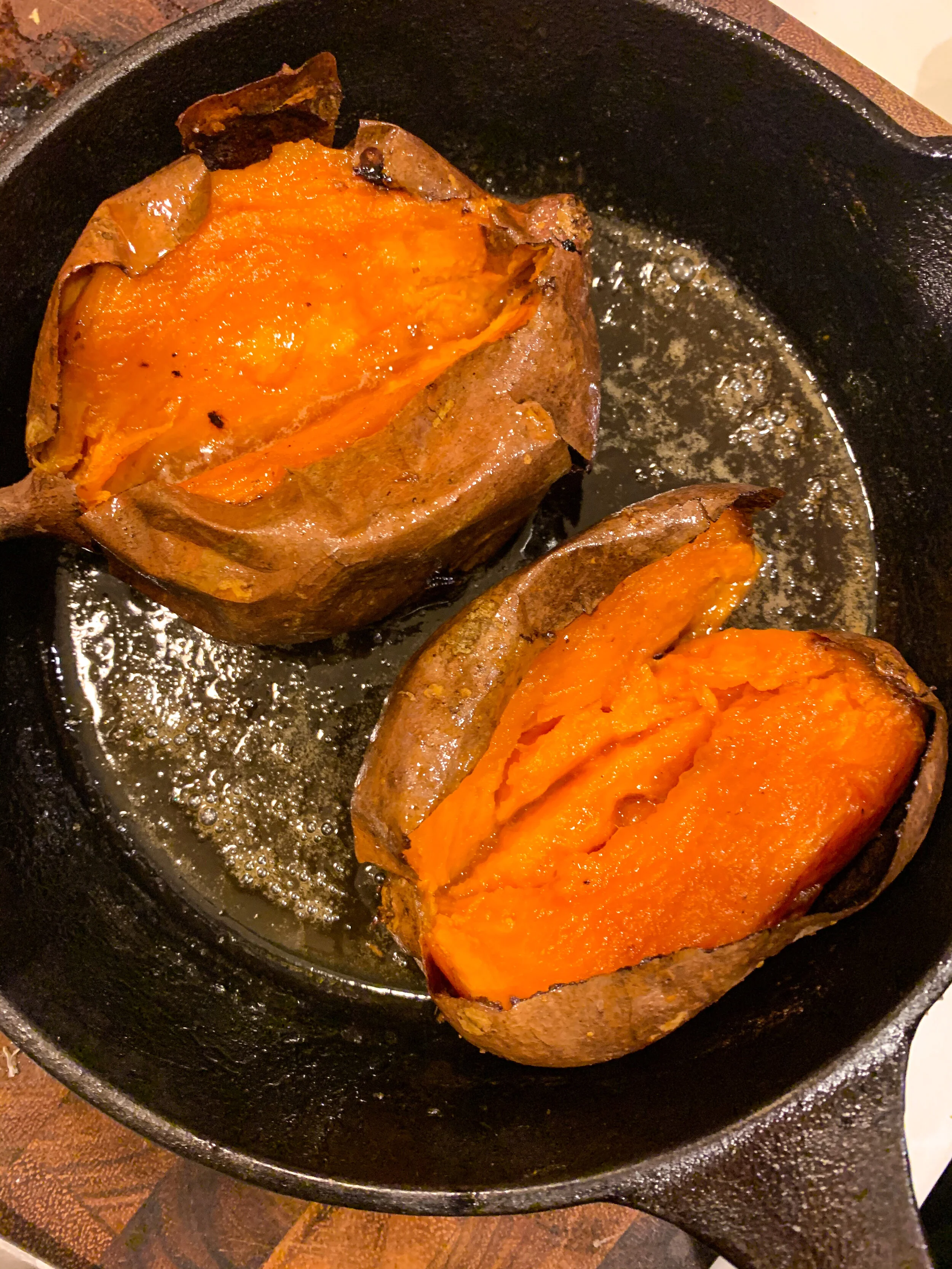 Roasted Caramelized Honey Sweet Potatoes 