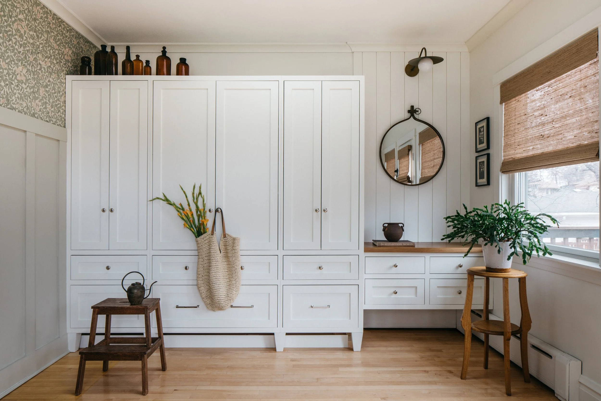 molly-quinn-design-cottage-mud-room