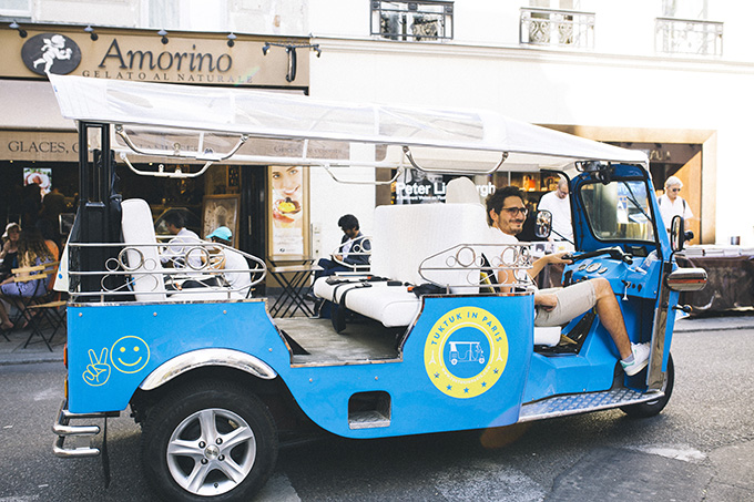 Tuktuk-in-Paris.jpg