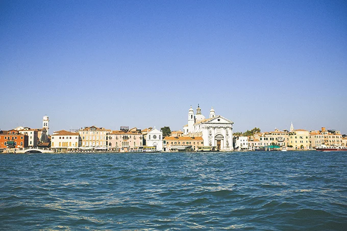 Visit-Venice-Italy.jpg