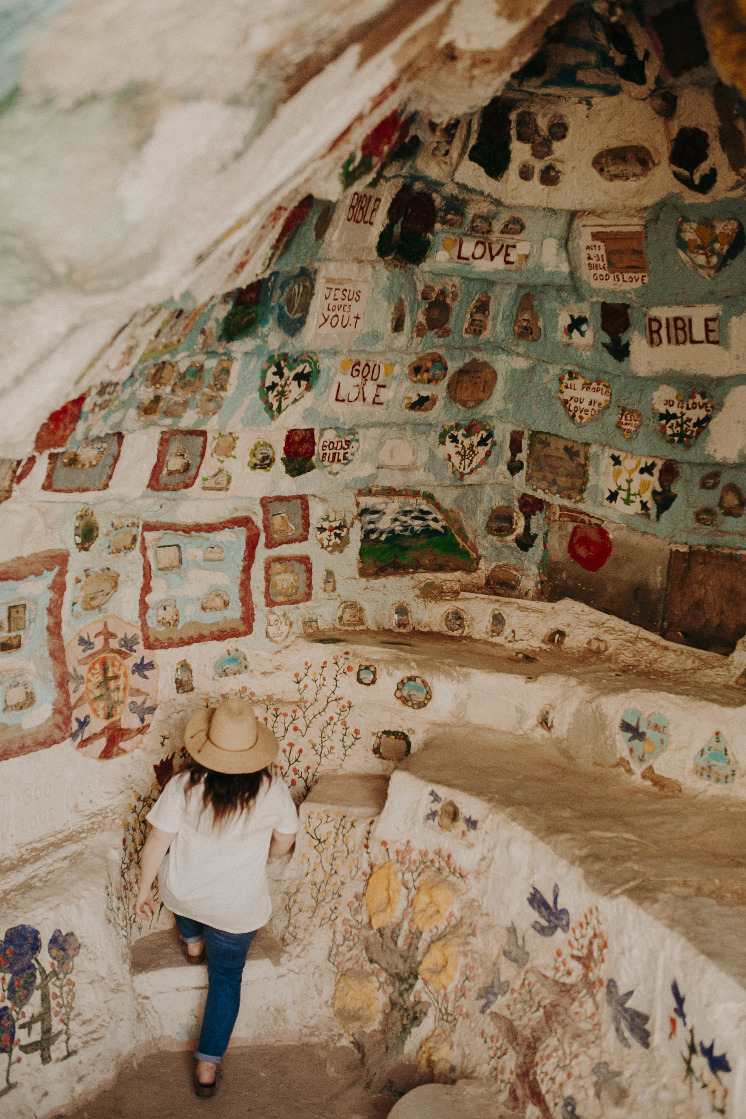 Salvation-Mountain-California-4.jpg