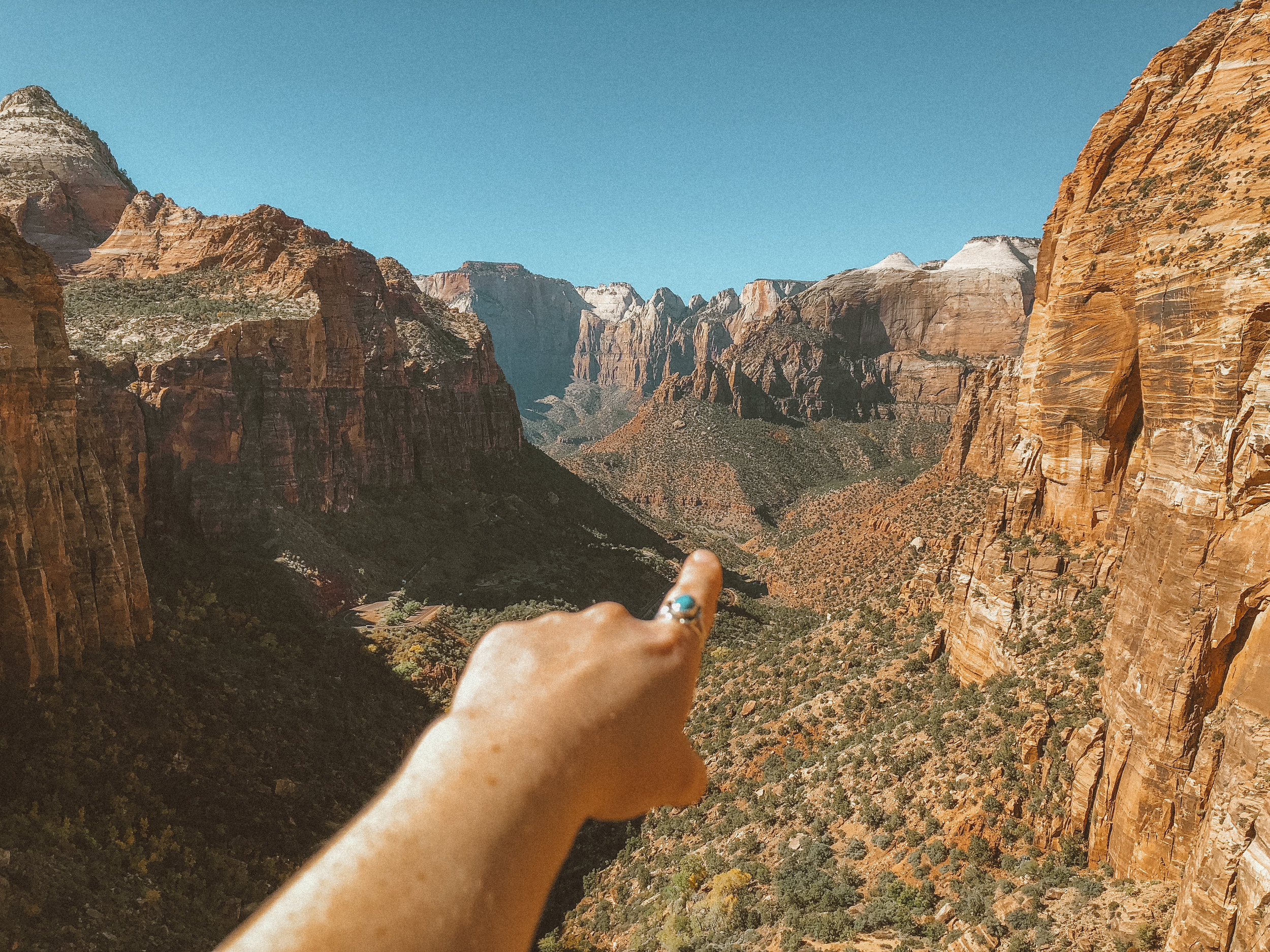 zion national park fort zion souvenir shop oscars burgers-14.jpg