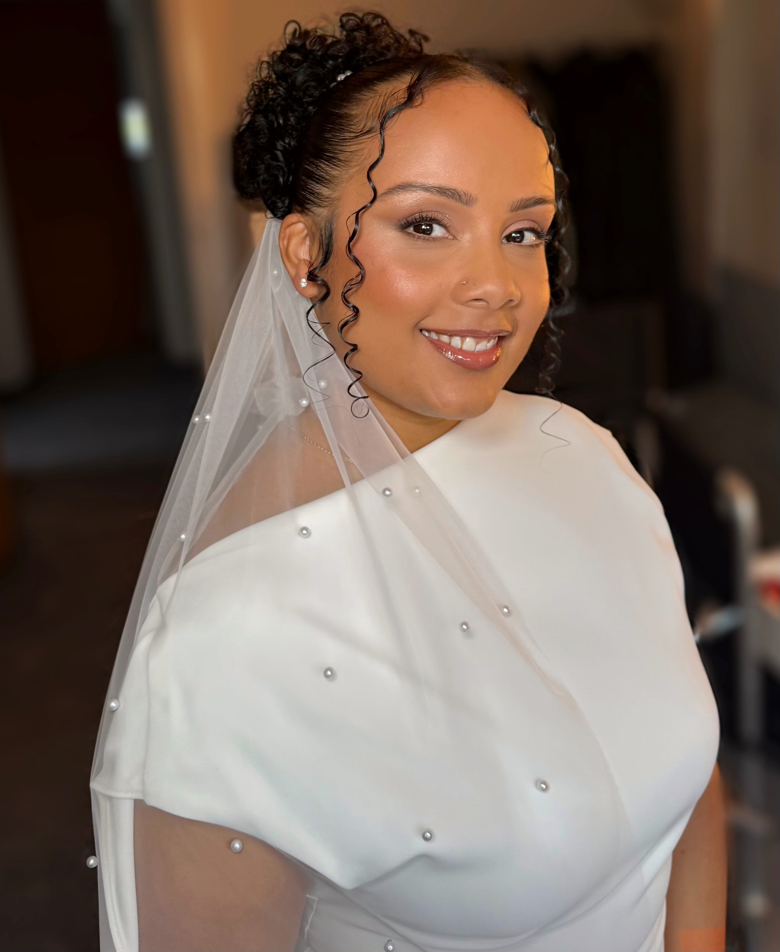 Soft Glam Glowing Bridal Makeup