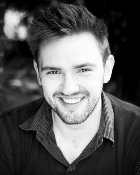 Expert in Acting, Devising and Vocal Coaching.