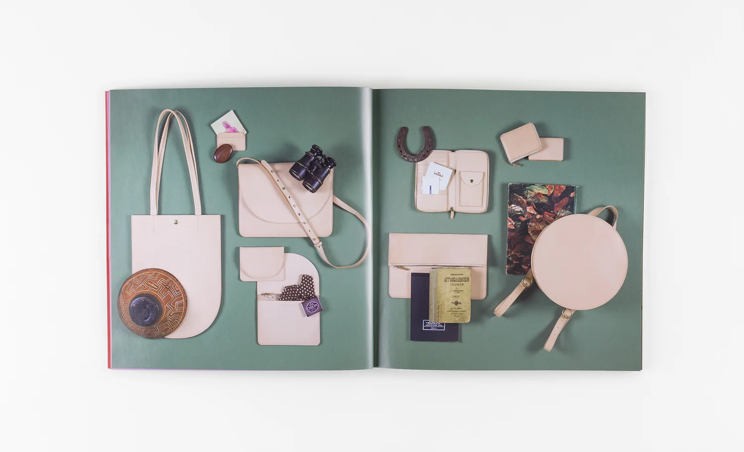 AM_catalog_spread_3_web_r1.jpg